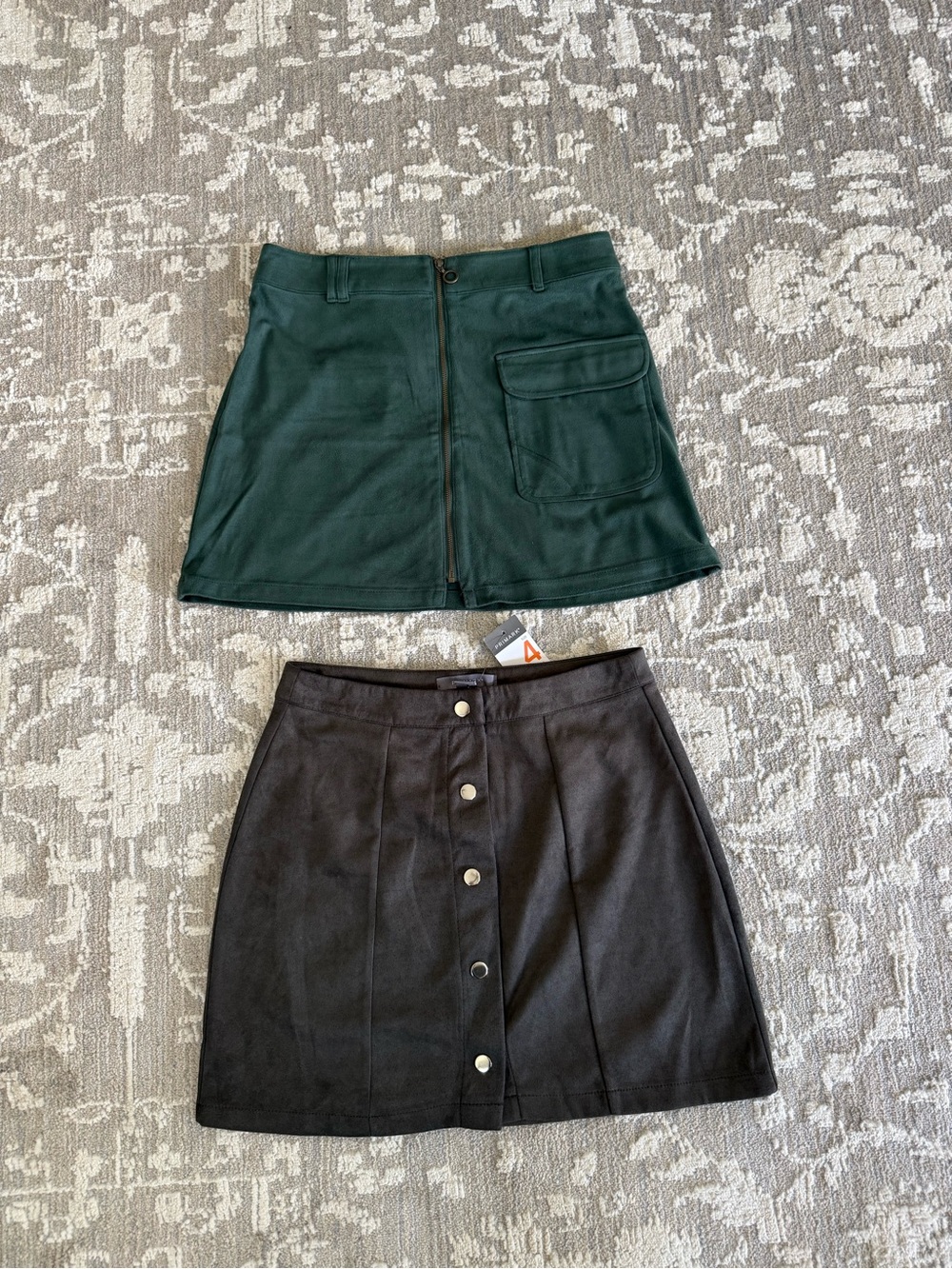 F21 & Primark Green & Olive Mini Skirts - bundle of 2 size small